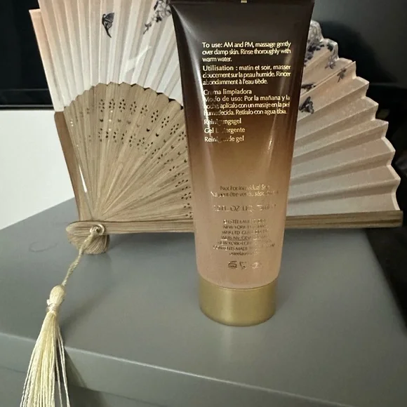 Estée Lauder Advanced Night Cleansing Gelée - Picture 4 of 4